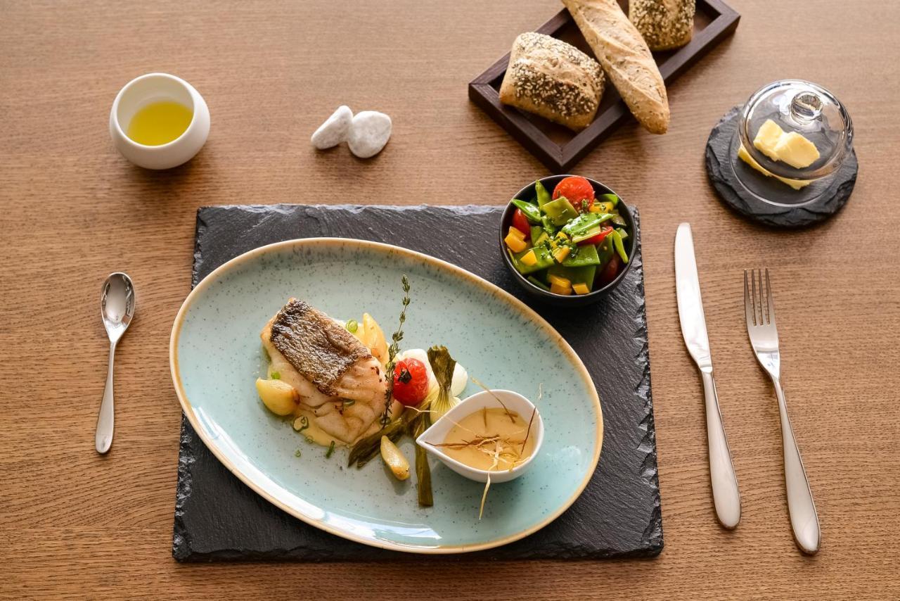 Mercure Geneva Airport Мерен Экстерьер фото