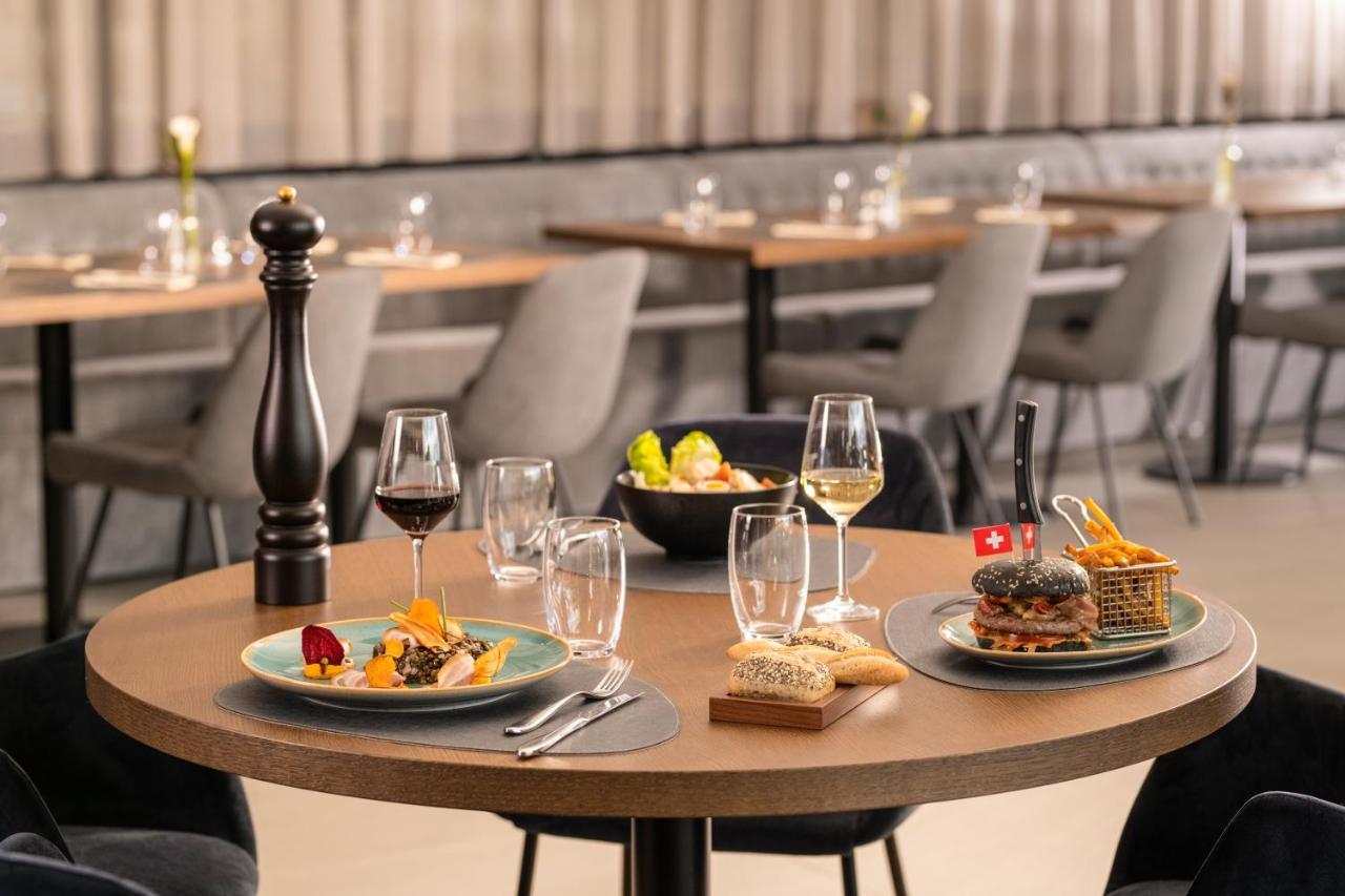 Mercure Geneva Airport Мерен Экстерьер фото